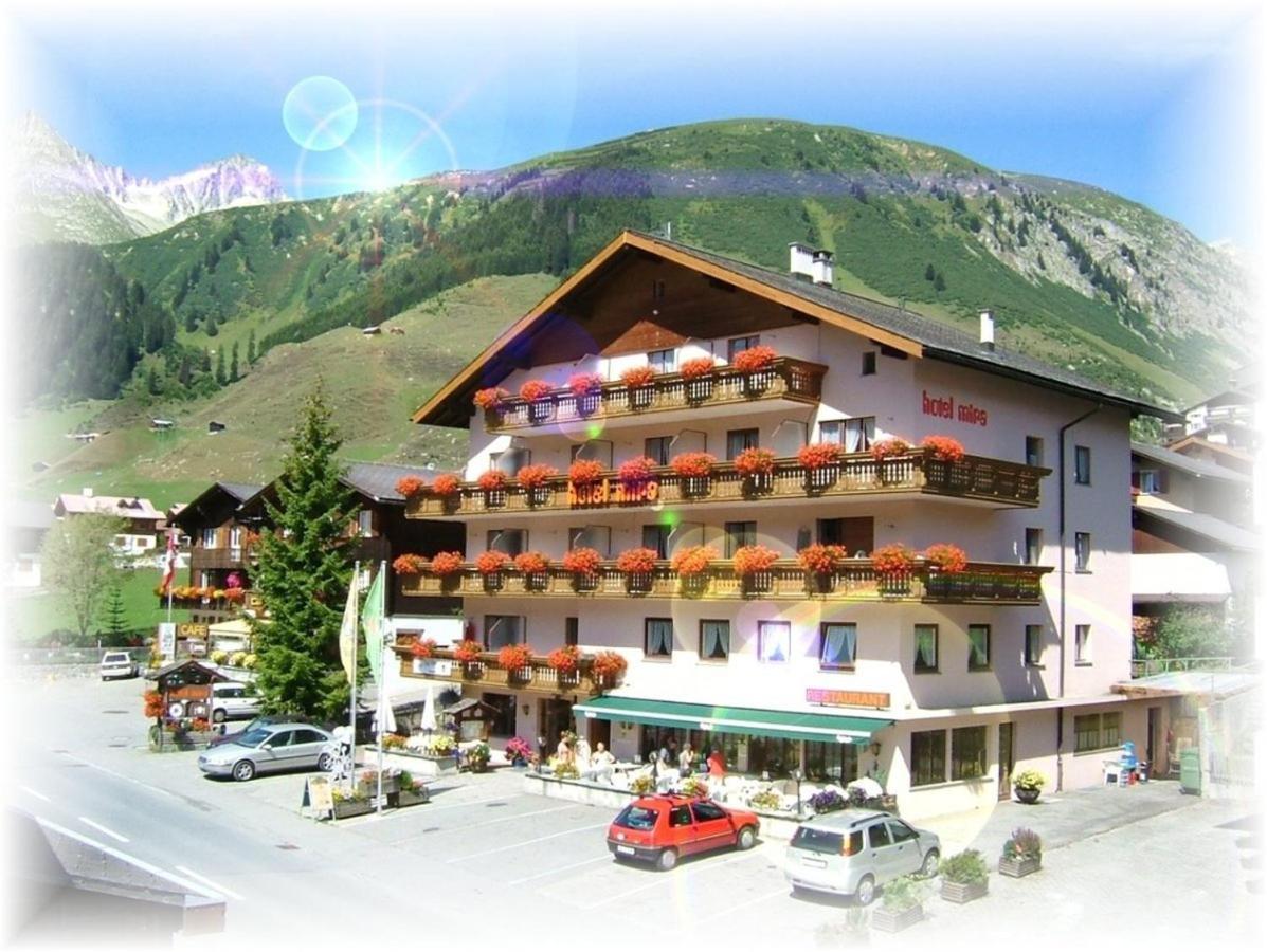 Hotel Mira Tujetsch Bagian luar foto