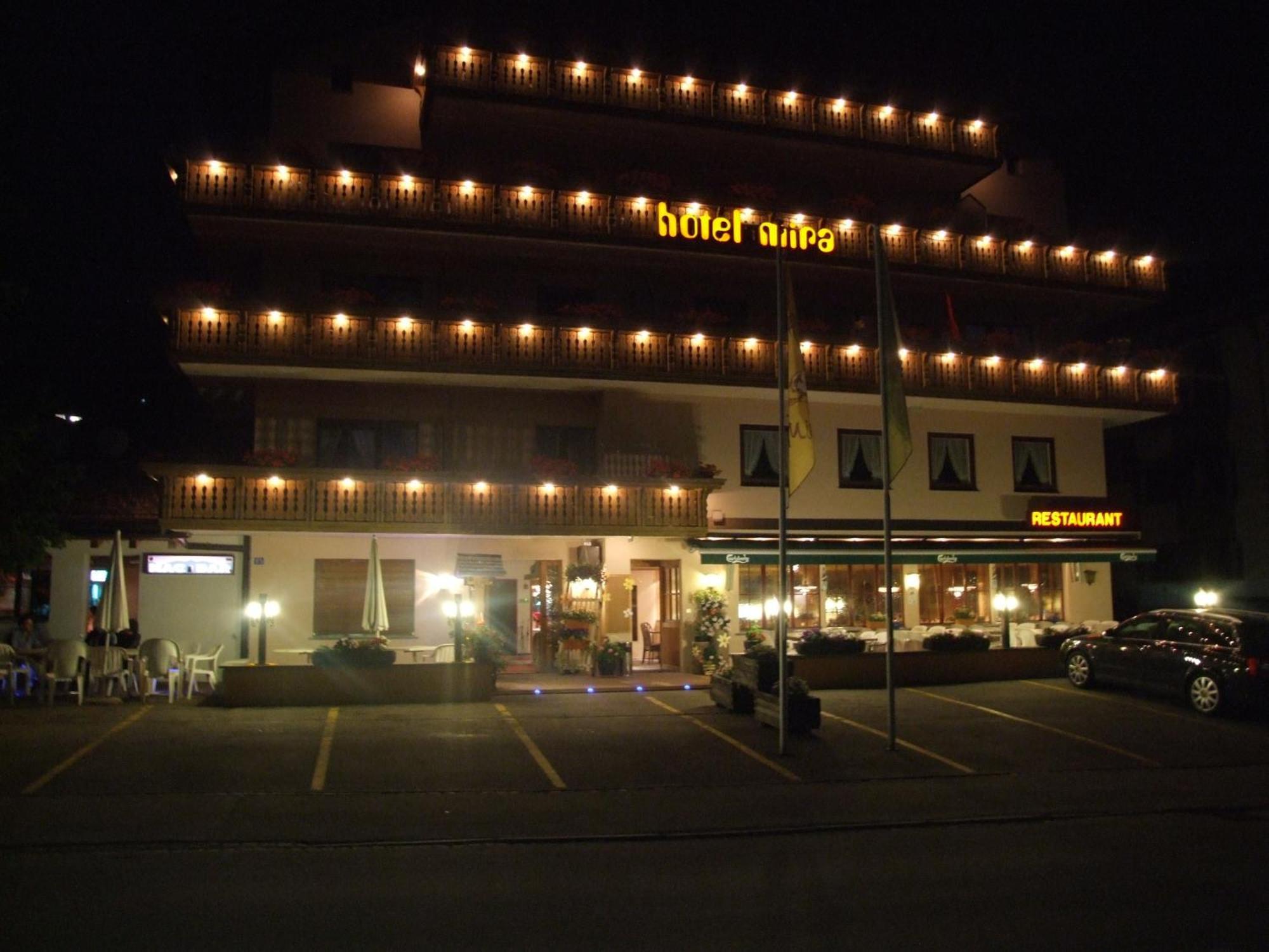 Hotel Mira Tujetsch Bagian luar foto