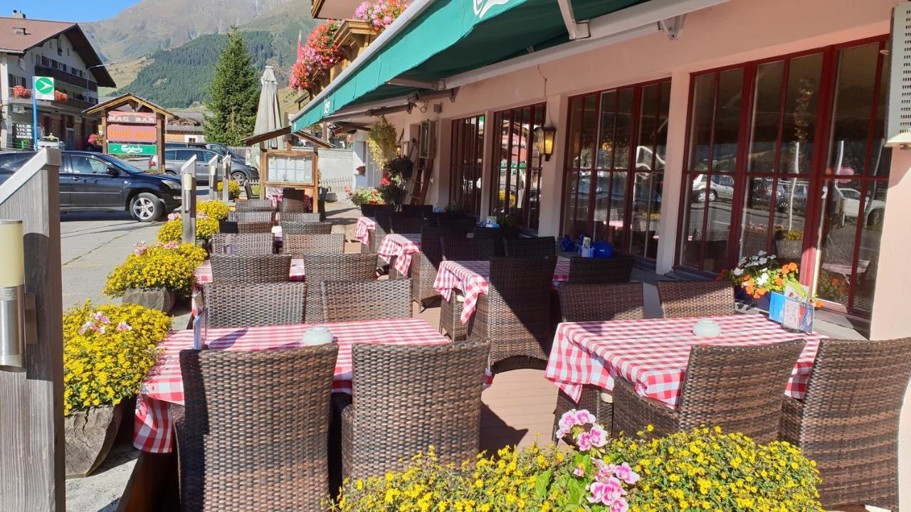 Hotel Mira Tujetsch Bagian luar foto
